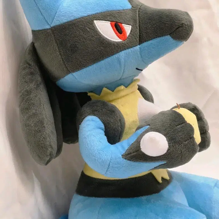 [BUNJANG] Banpresto Pokemon Mogumogu Time Lucario Plush / 택비포함) 포켓몬스터 반프레스토 모구모구타임 루카리오 인형 판매합니다