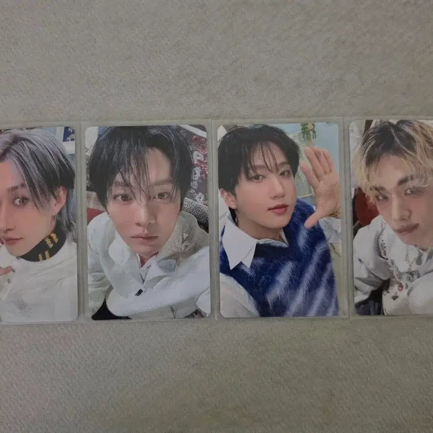 [BUNJANG] Stray Kids Fanmeeting POB Photocard Set (Bang Chan, Lee Know, Changbin, Hyunjin) / 스트레이키즈 팬미팅 특전포카(방찬, 리노, 창빈, 현진)