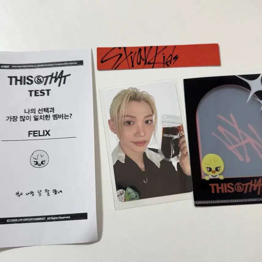 [BUNJANG] Stray Kids SKZOO Felix SKZ-Talker Mini L Holder + Photocard / 스트레이키즈 디스앤댓 팝업 필릭스 포카 + 뽁아리 미니L홀더