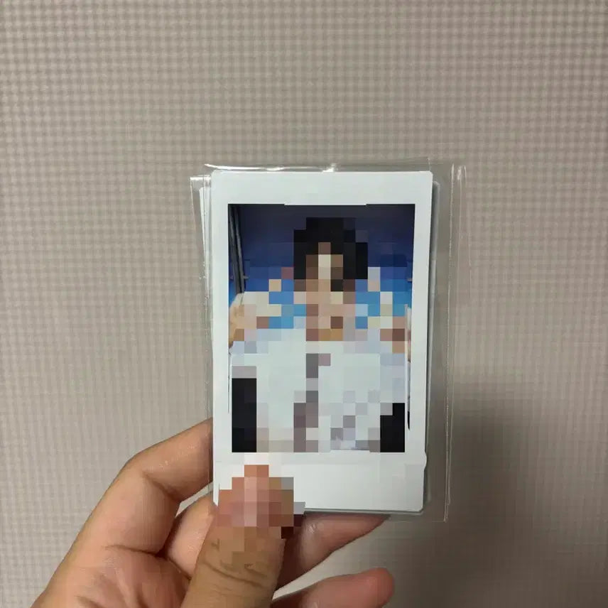 [BUNJANG] Hans Seung Yoon 6 PM Escape Polaroid / 6시퇴근 한승윤 폴라로이드2