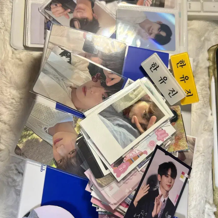 [BUNJANG] ZB1 Han Yu Jin Goods Bundle Set / 제베원 앤더블 한유진 굿즈 판매