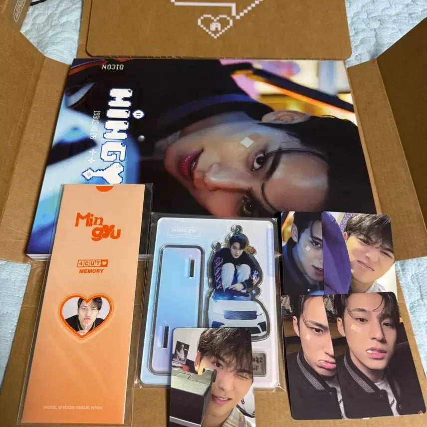 [BUNJANG] Dicon Magazine Mingyu 2025 / 민규 2025디아이콘 잡지