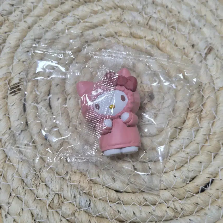 [BUNJANG] Sanrio Kitty MuguGyu Hood Gacha / 키티 산리오 무규규 후드 가챠