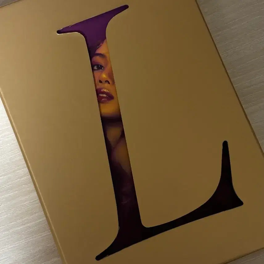 [BUNJANG] BLACKPINK Lisa Lalisa Album Gold Ver. / 블랙핑크 리사 Lalisa 앨범 Gold ver