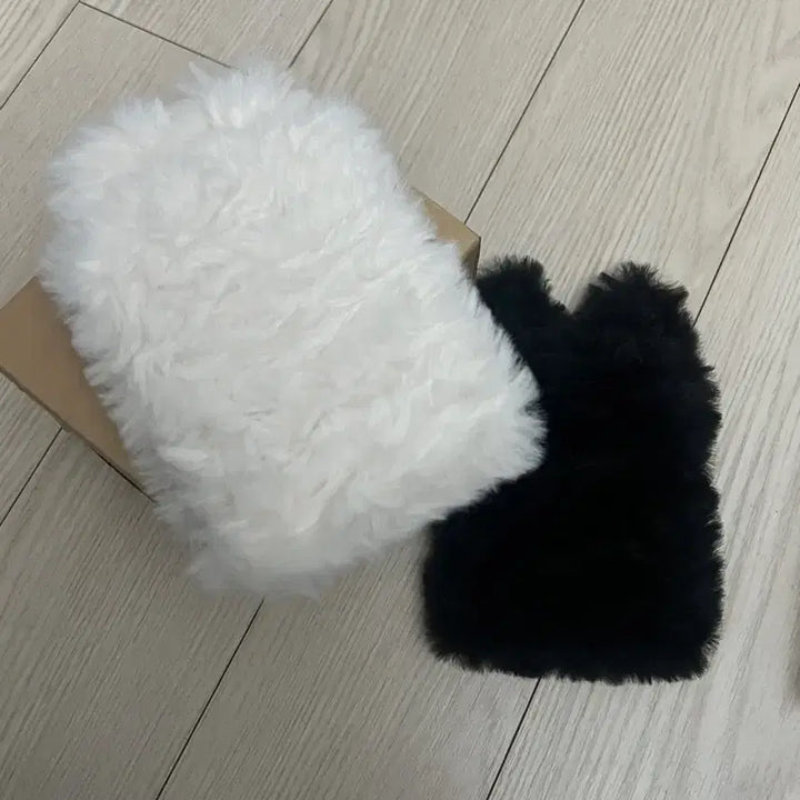 [BUNJANG] Fur Cat Photocard Holder / 퍼 고양이 포카 홀더