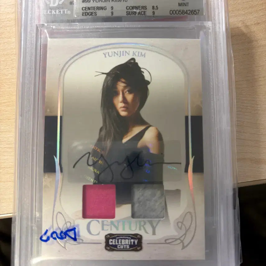[BUNJANG] 2008 Celebrity Cut Kim Yunjin Relic Auto /10 BGS 9 / 2008 셀러브리티 컷 김윤진 렐릭오토 /10 BGS9