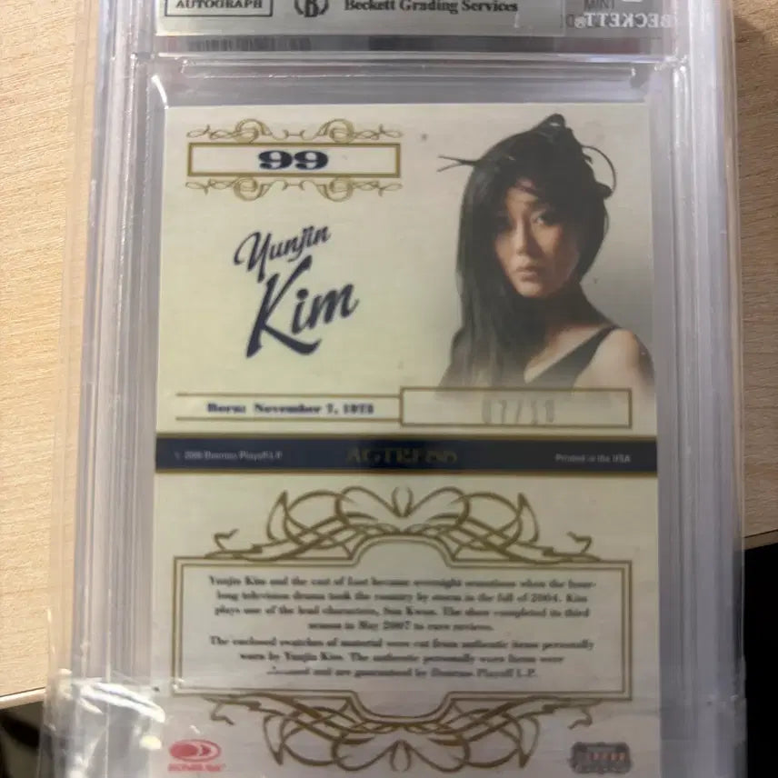 [BUNJANG] 2008 Celebrity Cut Kim Yunjin Relic Auto /10 BGS 9 / 2008 셀러브리티 컷 김윤진 렐릭오토 /10 BGS9