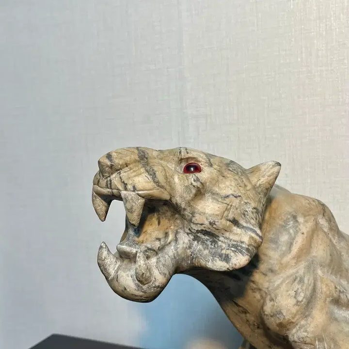 [BUNJANG] Natural Stone White Tiger Sculpture / 자연석 백호랑이 돌 조각상(9.4kg)