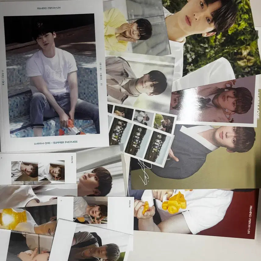 [BUNJANG] Wanna One Hwang Minhyun Bundle Set (Photocards, Mini Posters, Goods, Photobook) / 워너원 황민현 굿즈+포카 일괄