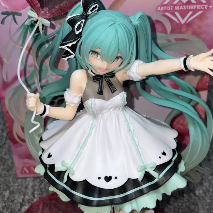 [BUNJANG] Taito Hatsune Miku AMP Figure Birthday 2025 Party Version / 타이토 하츠네 미쿠 AMP 피규어 버스데이 2025 파티버전