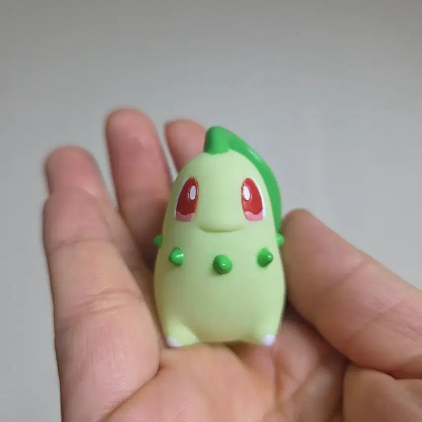 [BUNJANG] Vintage Pokemon Chikorita Finger Puppet / 피규어 인형 토이 굿즈 고전 만화 소품 빈티지 소품 포켓몬스터 손가락 치코리타
