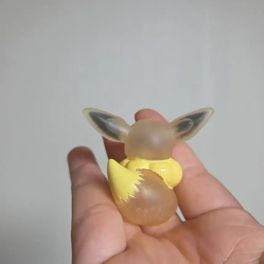 [BUNJANG] Vintage Eevee Finger Puppet Pokemon Finger Puppet / 피규어 인형 토이 굿즈 고전 만화 소품 빈티지 소품 포켓몬스터 손가락 이브이 투명