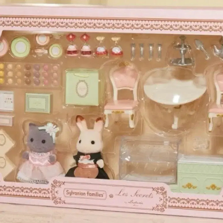 [BUNJANG] Sylvanian Families Ladurée Gelateria Shop Bundle / 실바니안 패밀리 라뒤레 + 젤라또 샵