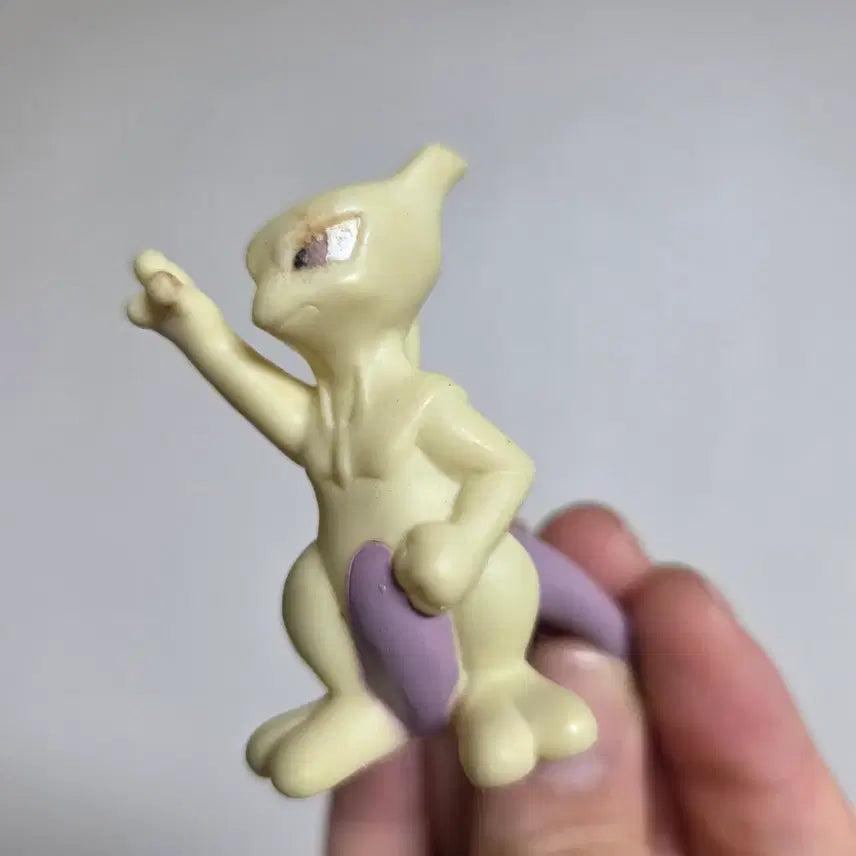 [BUNJANG] Pokemon Mewtwo Finger Puppet Vintage Figurine / 피규어 인형 토이 굿즈 고전 만화 소품 빈티지 소품 포켓몬스터 손가락 뮤츠