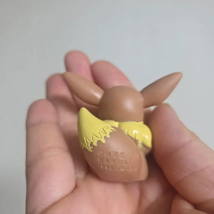 [BUNJANG] Vintage Pokemon Eevee Finger Puppet / 피규어 인형 토이 굿즈 고전 만화 소품 빈티지 소품 포켓몬스터 손가락 이브이