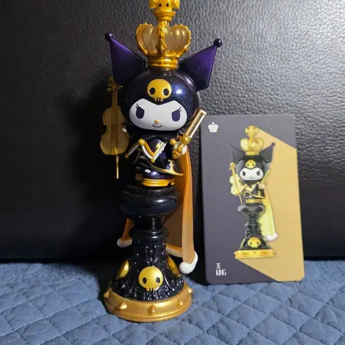 [BUNJANG] Miniso Sanrio Kuromi Romantic Chess King Figure / 미니소 탑토이 쿠로미 체스 킹 피규어