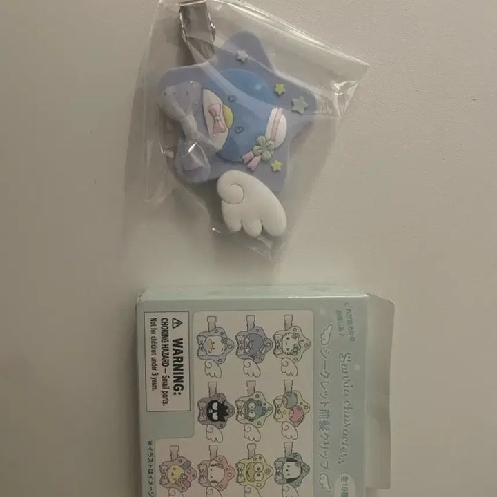 [BUNJANG] Sanrio Tuxedo Sam Sparkling Wish Hair Clip / 턱시도샘 머리핀 산리오 캐릭터 키라키라 반짝이 위시
