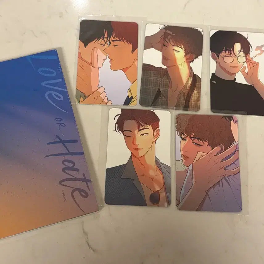 [BUNJANG] Love or Hate Photocard &amp; Postcard Book Bundle Set / 러브오어헤이트 럽오헤 단행본 특전 포카 엽서집 일괄 굿즈