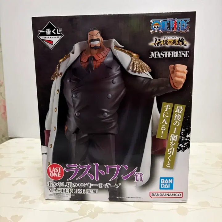 [BUNJANG] One Piece Monkey D. Garp Last One Prize Figure (Sealed) / [미개봉/택포 8] 원피스 전설의 영웅 몽키 D. 거프 라스트원상