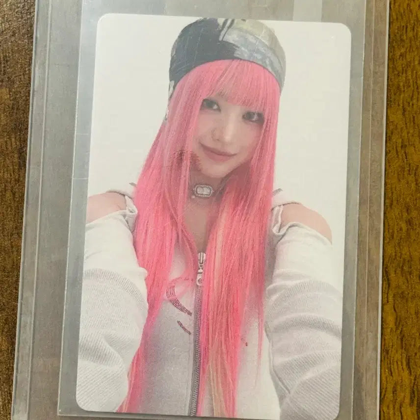 [BUNJANG] Lisence Minami Glow Up Photocard / 리센느 미나미 글로우업 공방포카 포토카드