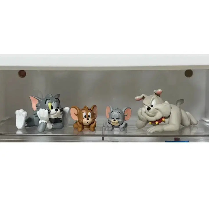 [BUNJANG] Tom and Jerry Chilling Time Gacha Figure Set (4 Types) / (풀세트) 톰과제리 칠링타임 피규어 가챠 4종 일괄