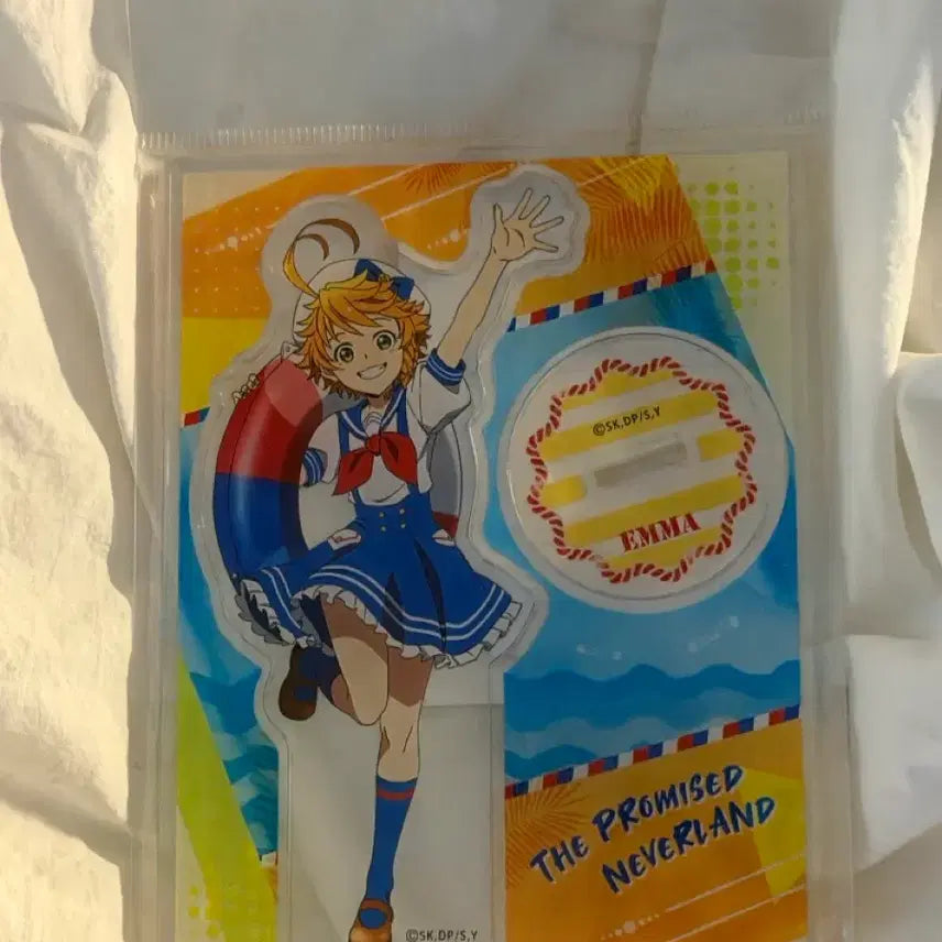 [BUNJANG] The Promised Neverland Acrylic Standees Bundle (Ray, Emma, Norman) / 약속의 네버랜드 아크릴 일괄 레이 엠마 노먼