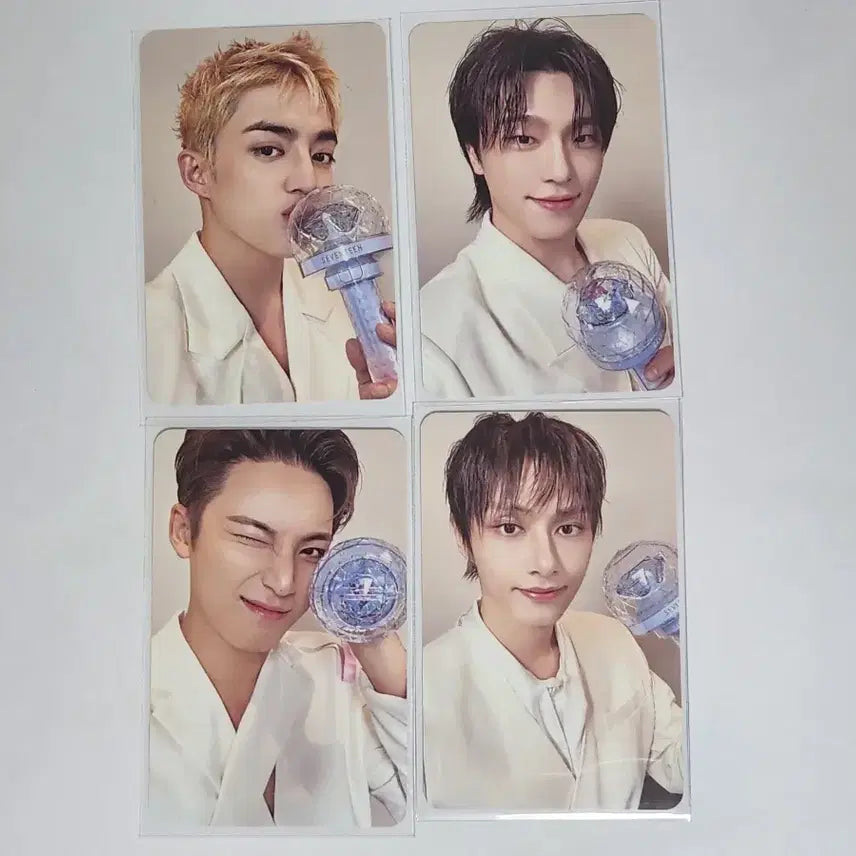 [BUNJANG] SEVENTEEN World Tour Carat Zone Photocard Bundle Set (Dino, Mingyu, Jun, S.Coups) / 세븐틴 월드투어 NEW_ 캐럿존 포토카드 4장 일괄 디노 민규 준 에스쿱스