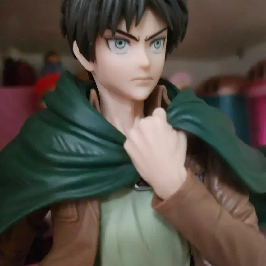 [BUNJANG] Attack on Titan Eren Yeager &amp; Levi Ackerman Figure / 진격의 거인 에렌 리바이 피규어