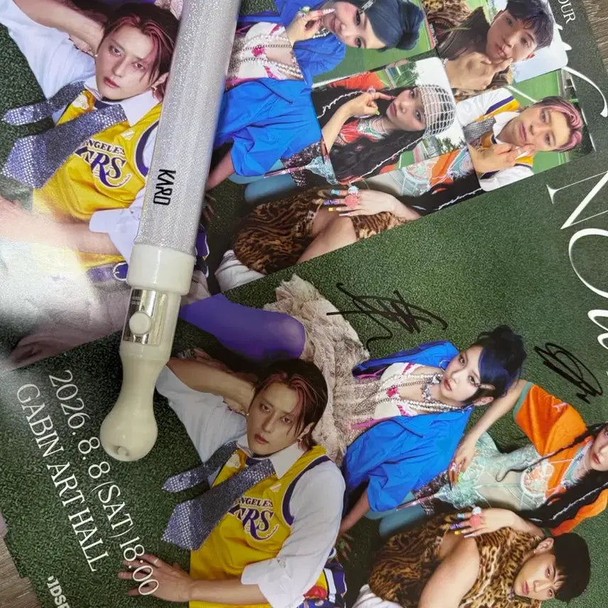 [BUNJANG] KARD World Tour Poster &amp; Photocard Set / KARD 카드 월드 투어 콘서트 특전 / bm 비엠 제이셉 전소민 전지우 포스터 포카 응원봉