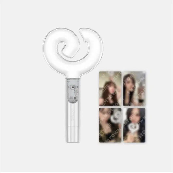 [BUNJANG] Aespa Official Light Stick Ver.2 (Photocard Included) - Sealed / 에스파 응원봉 ver.2 미개봉 양도합니다. (포카 포함)