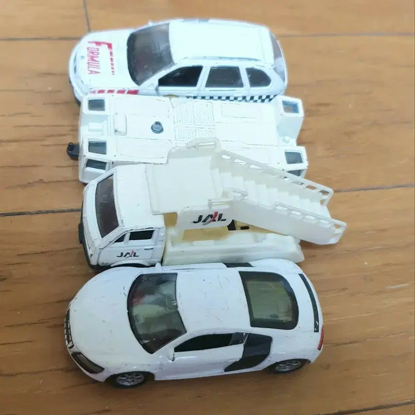 [BUNJANG] Welly Mini Car Set (Audi, JAL, Formula) - White / 웰리 미니카  세트 - 흰색 (아우디, JAL, FORMULA) 1000원 떨이