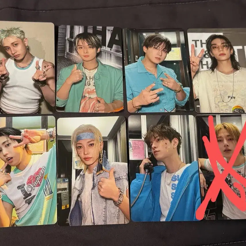 [BUNJANG] Stray Kids SKZ THIS MAN POP-UP T-Shirt Photocard Set / 스트레이키즈 스키즈 디스앤댓 팝업 반팔티 포카만 양도해요