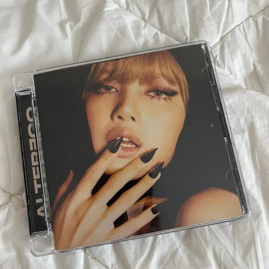 [BUNJANG] BLACKPINK Lisa Solo Album Alter Ego Jewel Version Photocard Set / [포카 포함] 블랙핑크 리사 솔로앨범 Alter Ego 쥬얼 버전