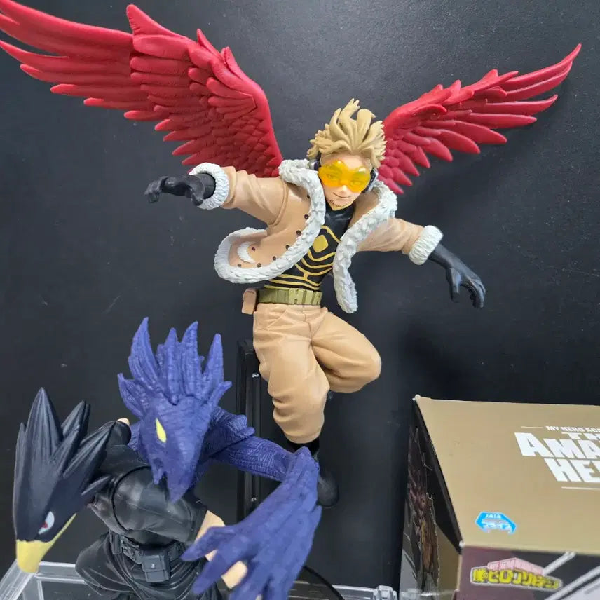 [BUNJANG] My Hero Academia The Amazing Heroes Hawks &amp; Tokoyami Figures (Vol. 24 &amp; 25) / 나히아 더 어메이징 히어로즈 vol.24 호크스, vol.25 토코야미 피규어 나의히어로아카데미아
