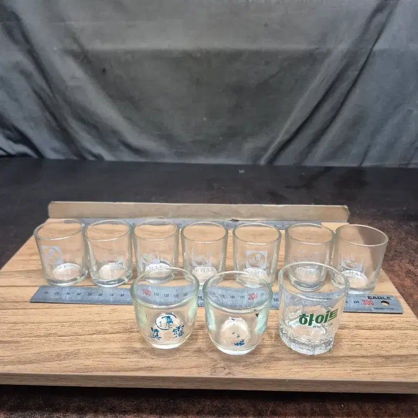 [BUNJANG] Vintage Korean Soju Glasses Bundle (10 pcs) / 1980년대진로 소주잔 2점 보해소주잔 7점 하이트소주 1점 일괄