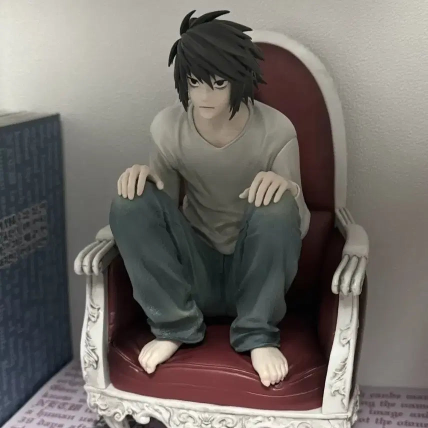 [BUNJANG] Death Note L Figure (B Prize) / 택포10)데스노트 엘 b상 피규어 판매합니다!