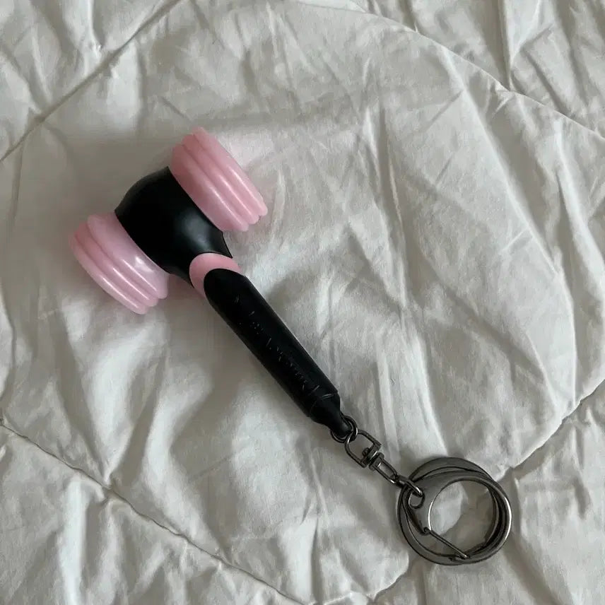 [BUNJANG] Blackpink Lightstick Keychain / [미사용 새상품] 블랙핑크 응원봉 키링