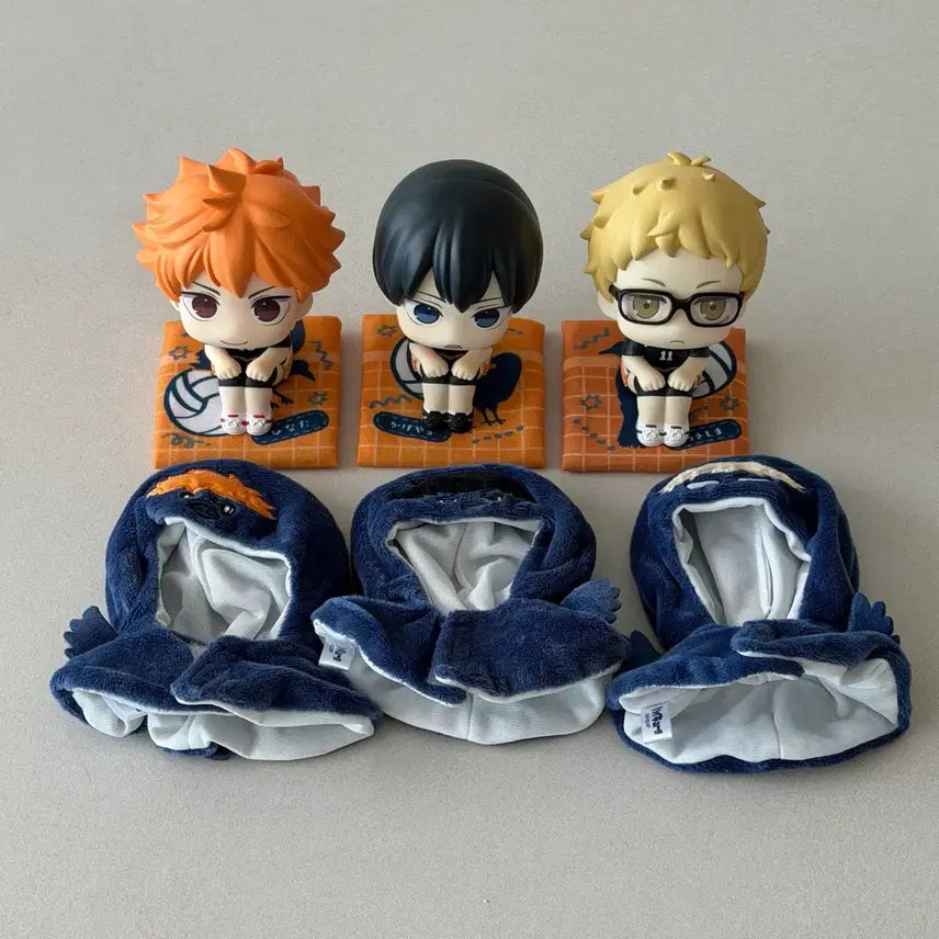 [BUNJANG] Haikyuu!! Look Up Karasuno Hinata Kageyama Tsukishima Set with Special Cushions and Ponchos (Bundle Set) / (일괄) 하이큐 룩업 3종 특전 방석, 판초 포함 - 카라스노 히나타 카게야마 츠키시마