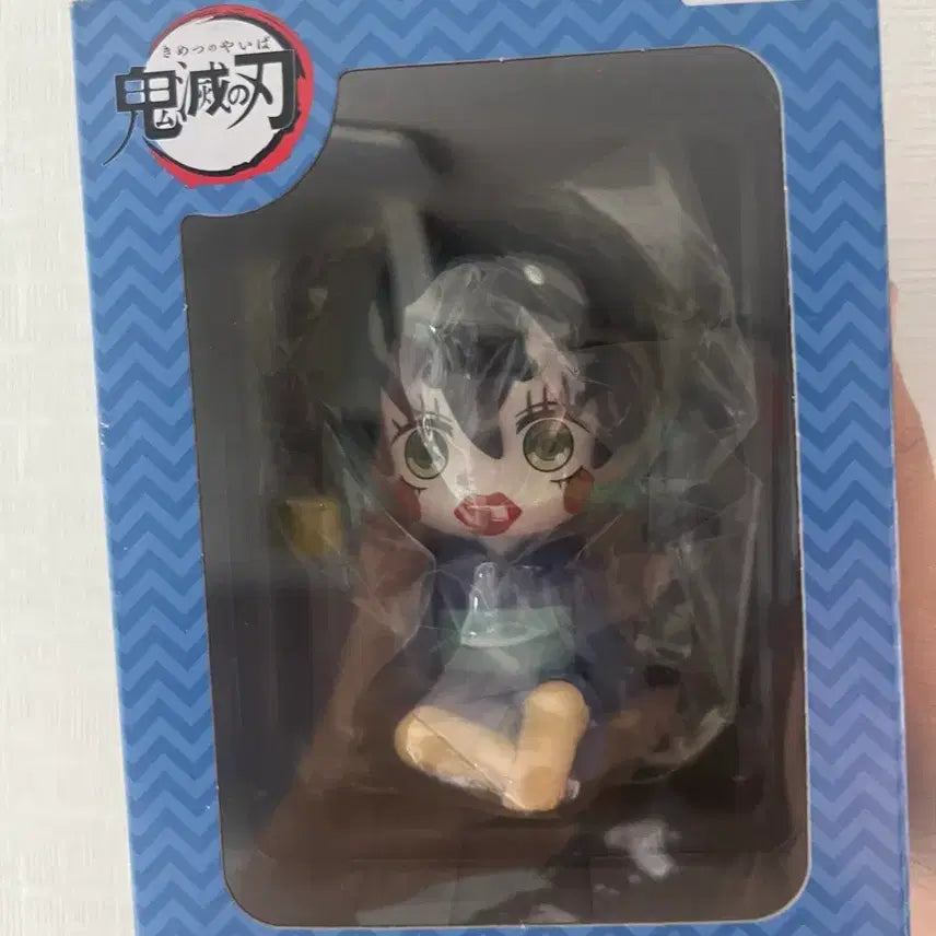 [BUNJANG] Demon Slayer Inosuke Hashibira Flaring Street Figure / 귀멸의칼날 이노스케 환락의거리 피규어 팝니다