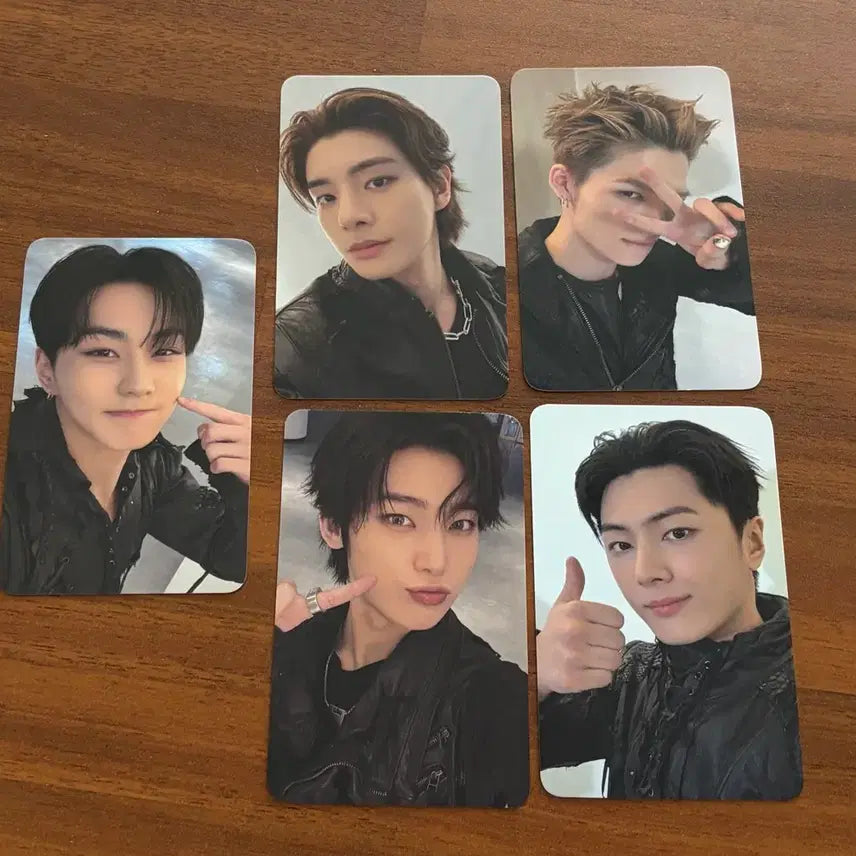 [BUNJANG] ENHYPEN Blood Sangha Busan Concert Engene Zone Photocard Bundle Set (Excludes Sunghoon) / 엔하이픈 블러드사가 부산콘 엔진존 포카 일괄