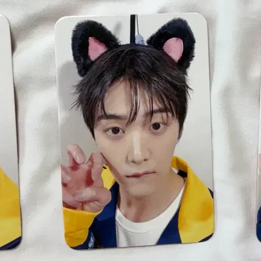 [BUNJANG] Yoon San-ha My Star Goods POB (Fish Cat) Photocard / 윤산하 마이스타굿즈 미공포(물고기냥)