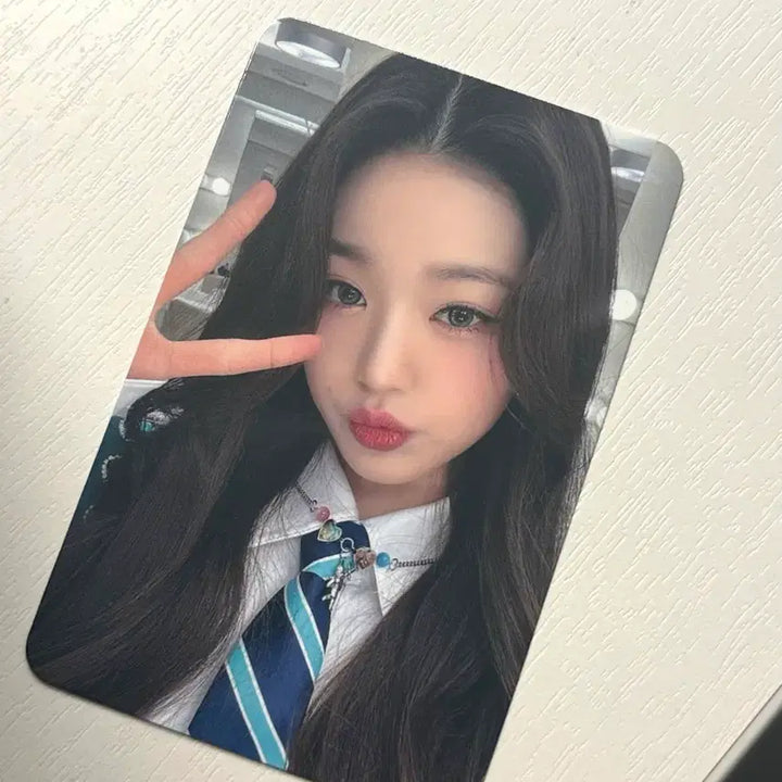 [BUNJANG] IVE Jang Wonyoung Love Dive Namil Music 2nd Edition Photocard POB / 아이브 장원영 러브다이브 럽다 나밀뮤직 나밀2차 원영 포카 미공포 양도 판매