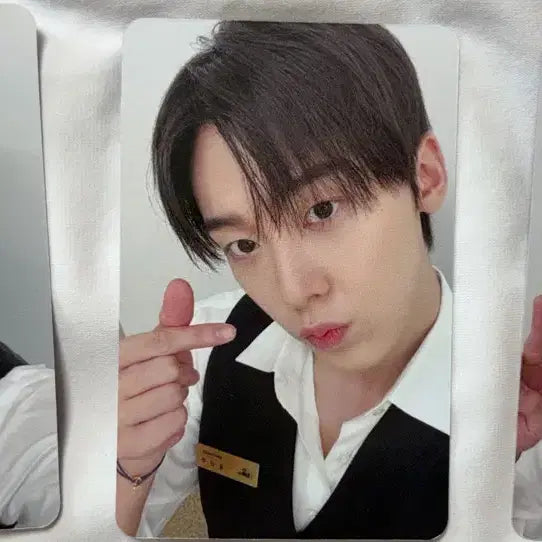 [BUNJANG] ASTRO Yoon San-ha Apple Music POB (Bartender) Photocard / 윤산하 애플뮤직 미공포(바텐더)