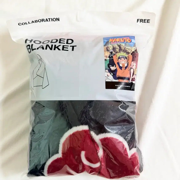 [BUNJANG] SPAO Naruto Akatsuki Collaboration Hooded Cloak Blanket / 미개봉 나루토 스파오 아카츠키 후드 망토 담요 양도 판매 콜라보