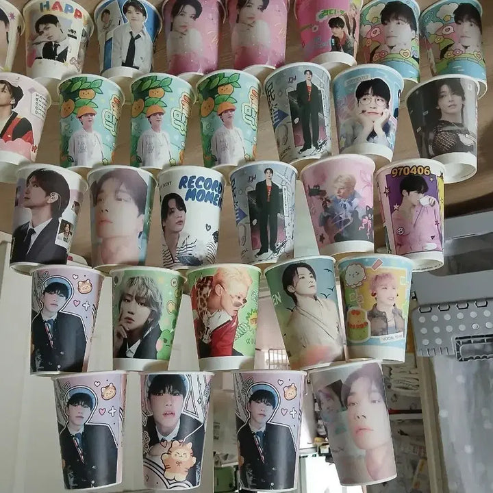 [BUNJANG] SEVENTEEN 46 Piece Cup Holder Set / 세븐틴컵홀더ㅡ46개 팔아요