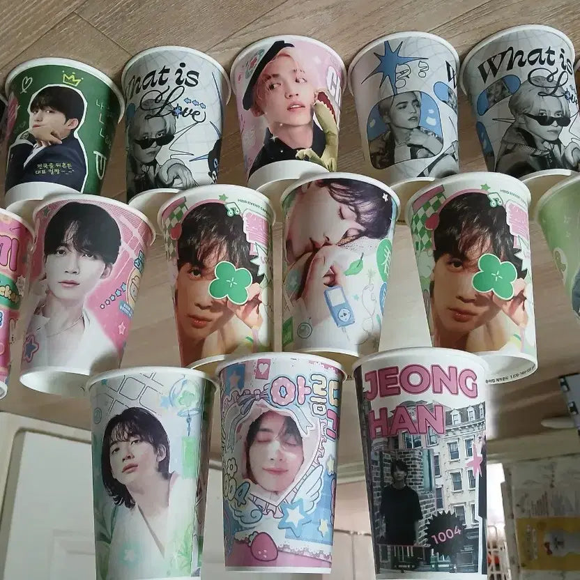 [BUNJANG] SEVENTEEN 46 Piece Cup Holder Set / 세븐틴컵홀더ㅡ46개 팔아요
