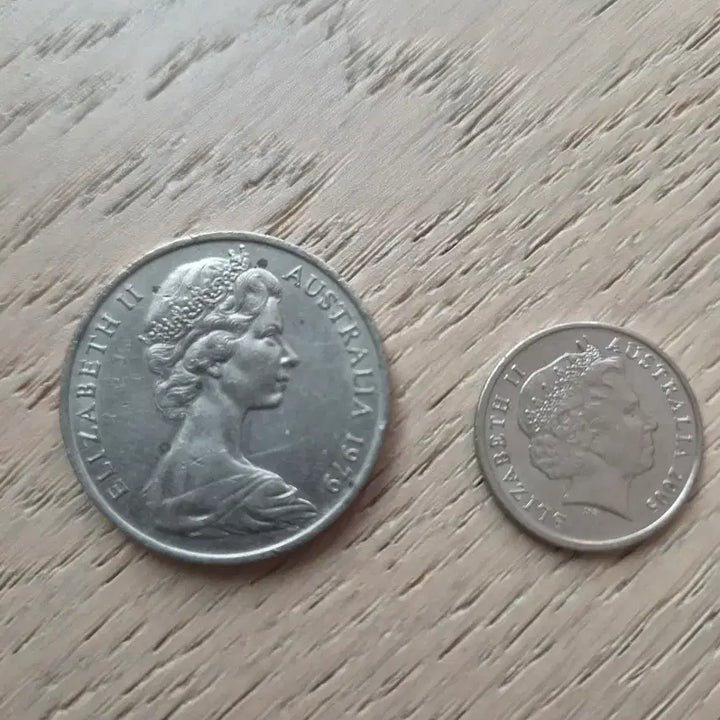 [BUNJANG] Australia Queen Elizabeth II Commemorative Coins (2 Types) / 호주 엘리자베스2세 기념주화 2종