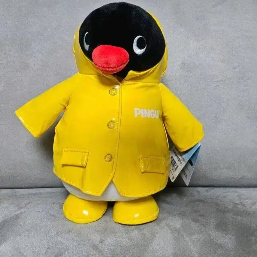 [BUNJANG] Pingu Official Raincoat Plush Doll 27cm Medium / 정품 핑구 우비 27cm 중형 인형