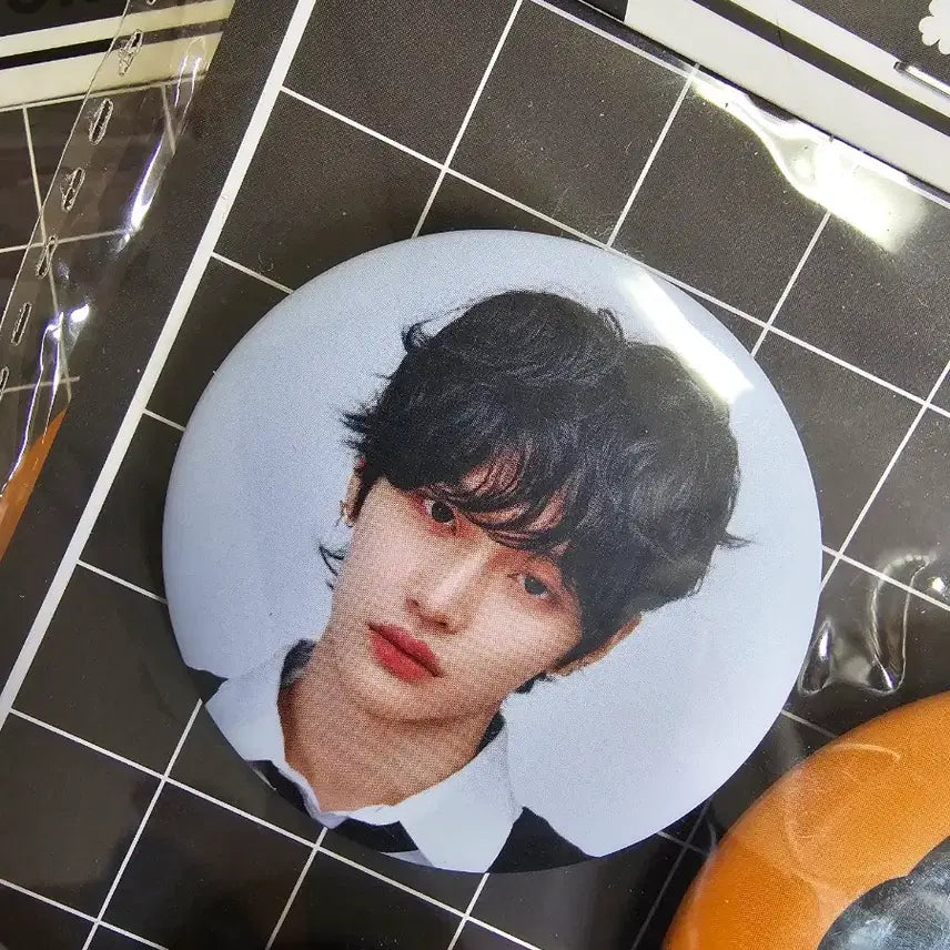 [BUNJANG] RIIZE Wonbin Line Friends Lucky Trolls Sealed Can Badge Set / 미개봉)라이즈 원빈 캔 배지 세트 라인프렌즈 럭키 트롤즈