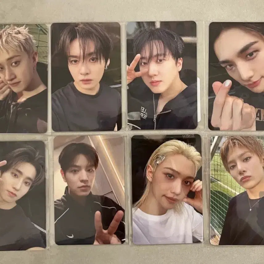 [BUNJANG] Stray Kids GO生 Disc &amp; That Aladdin POB OT8 Photocard Set / 스트레이키즈 디스앤댓 포토카드 알라딘 미공포 OT8